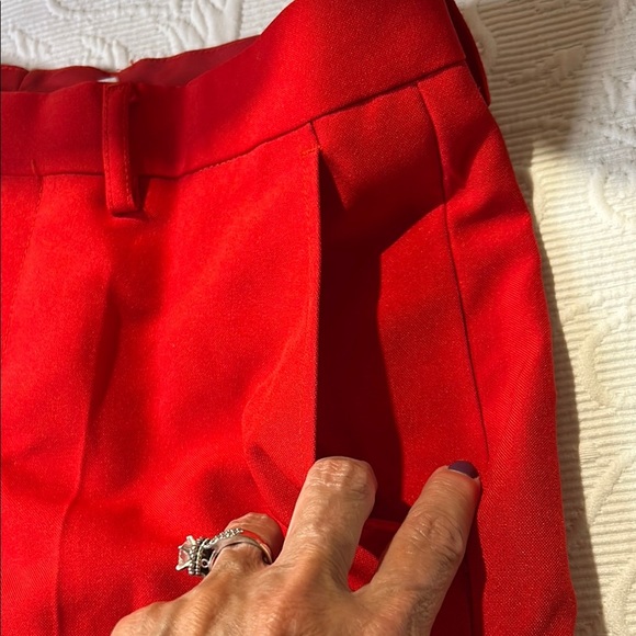 Elegant Red Women's Trousers - Picture 6 of 13